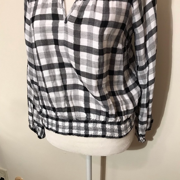Anthropologie Cloth and Stone Gingham Plaid Black White Peasant Blouse Top Small - Picture 2 of 9